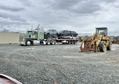 Far North Trucking, trucks, swing lift, Hino, Kenworth